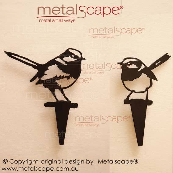 Metalscape - Metal Garden Art - Gardenscape -Set of 2 Wrens on Spikes - Black Painted Finish